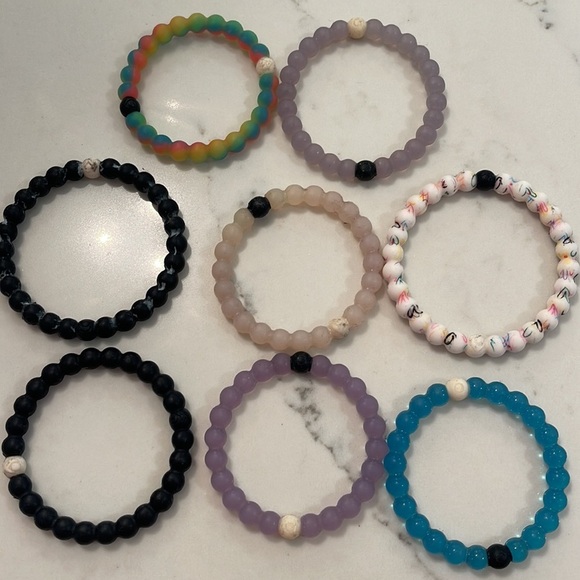 8 Lokai Bracelets and 1 “extra” - Picture 5 of 8